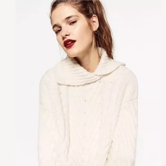 Zara Ivory Cable Knit Long Sleeve Oversize Sweater - Picture 2 of 5